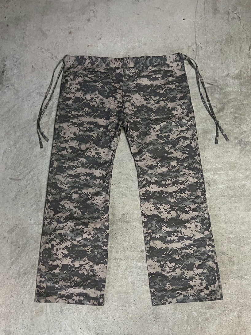 MEGA PANTS DIGITAL CAMO